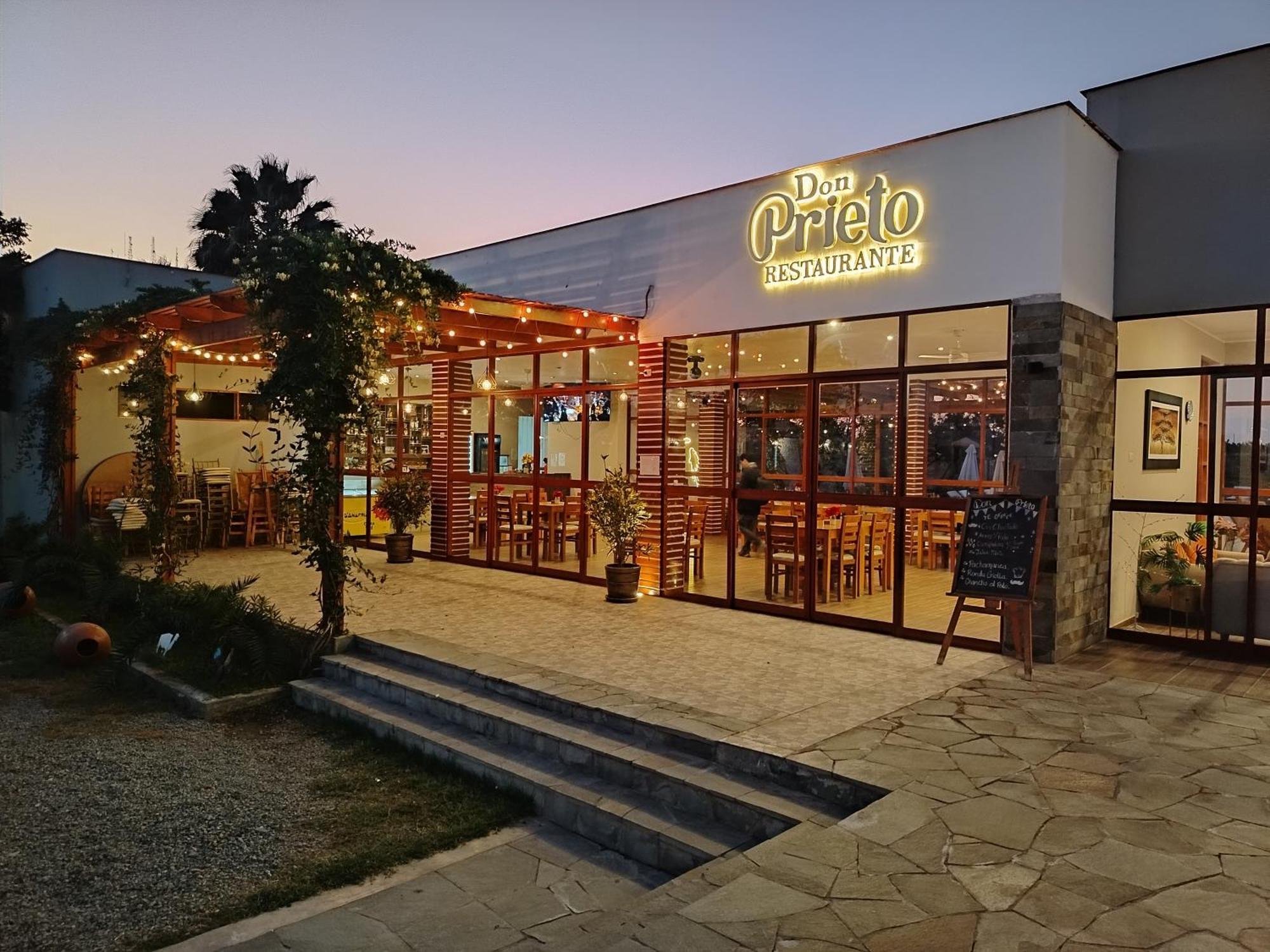 Hotel La Colina Cerro Prieto Kültér fotó